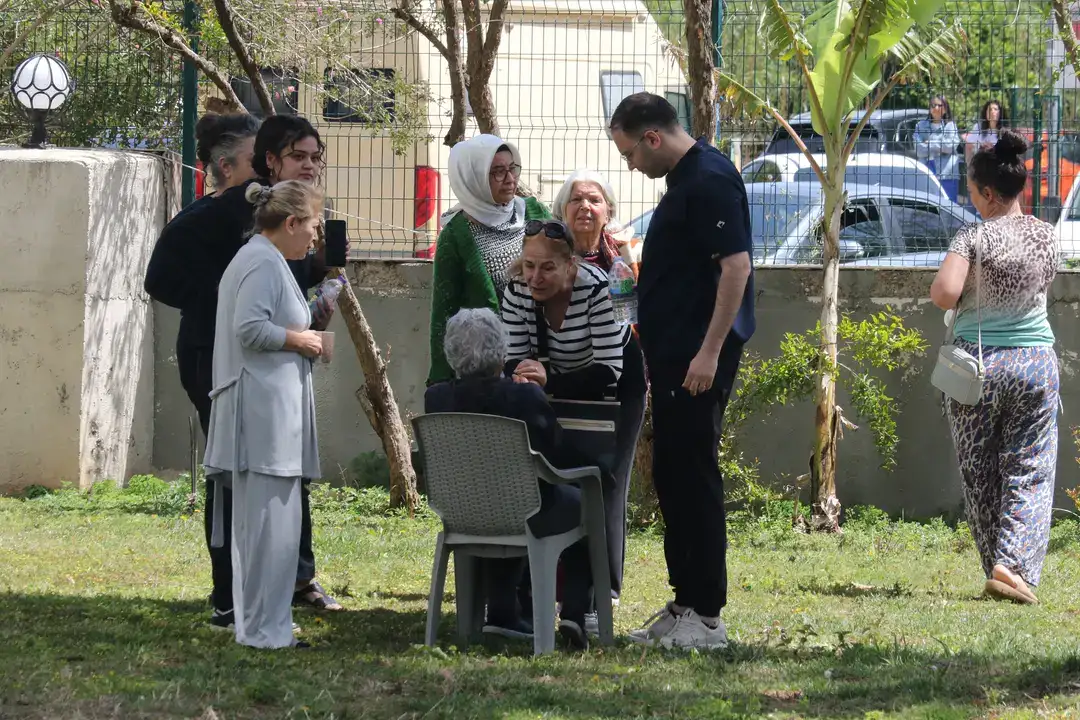 Antalya'nın Ünlü İşletmecisi Erdal Atılgan'ın Evinde Yangın Çıktı 6